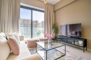 Fabulous 1 Bedroom in Euro Residence with pool